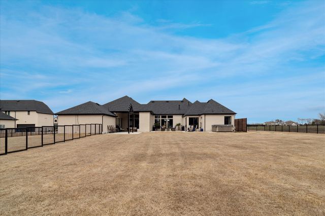 2174 Narrow Road, Lucas, TX 75002