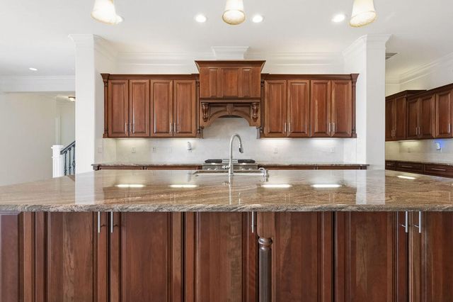 18 Kimbrough Road, Mary Esther, FL 32569