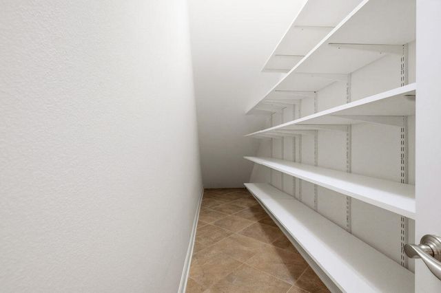 18 Kimbrough Road, Mary Esther, FL 32569