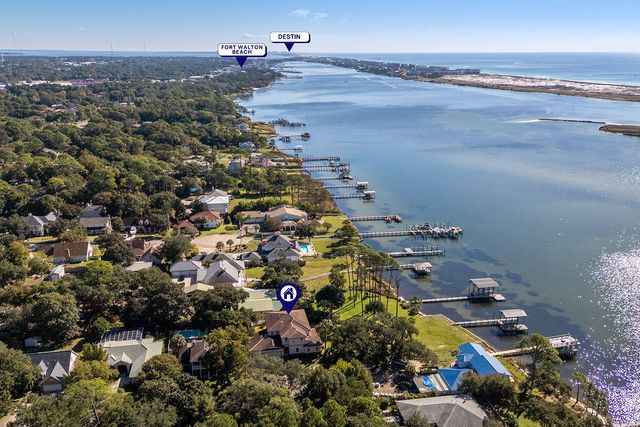 18 Kimbrough Road, Mary Esther, FL 32569