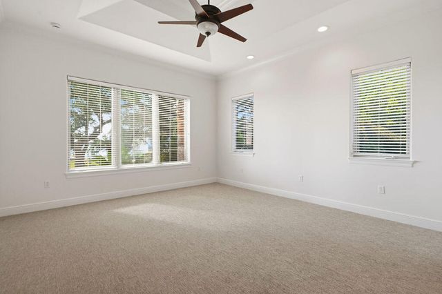 18 Kimbrough Road, Mary Esther, FL 32569