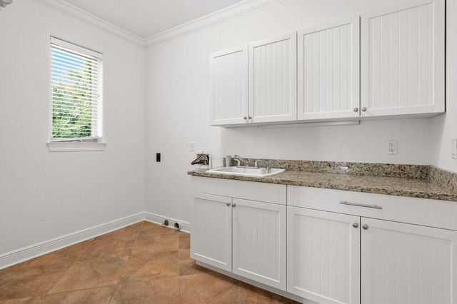 18 Kimbrough Road, Mary Esther, FL 32569