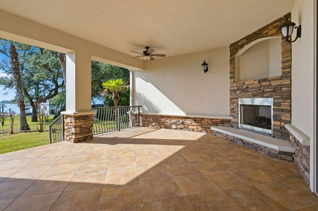 18 Kimbrough Road, Mary Esther, FL 32569