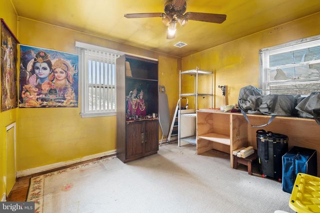 4904 56TH AVE, Hyattsville, MD 20781