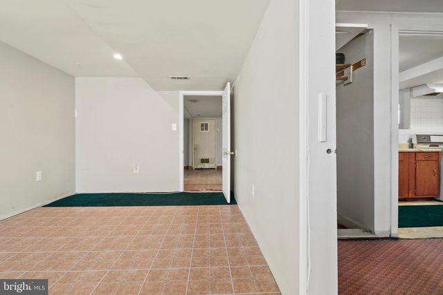 4904 56TH AVE, Hyattsville, MD 20781