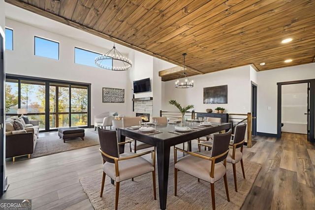 1077 Highgrove Drive, Talking Rock, GA 30175