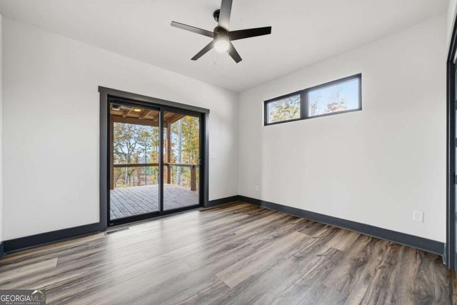 1077 Highgrove Drive, Talking Rock, GA 30175