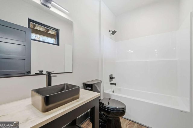 1077 Highgrove Drive, Talking Rock, GA 30175