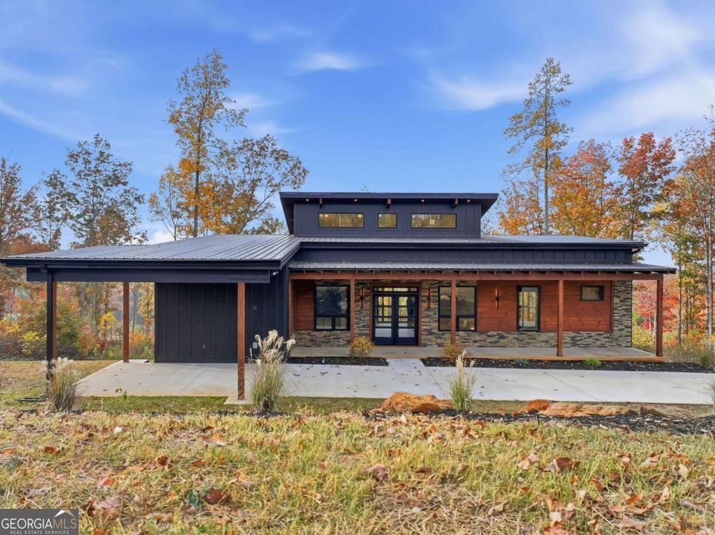 1077 Highgrove Drive, Talking Rock, GA 30175