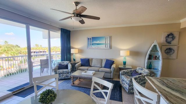 1515 SE Miracle Strip Parkway, 303, Fort Walton Beach, FL 32548