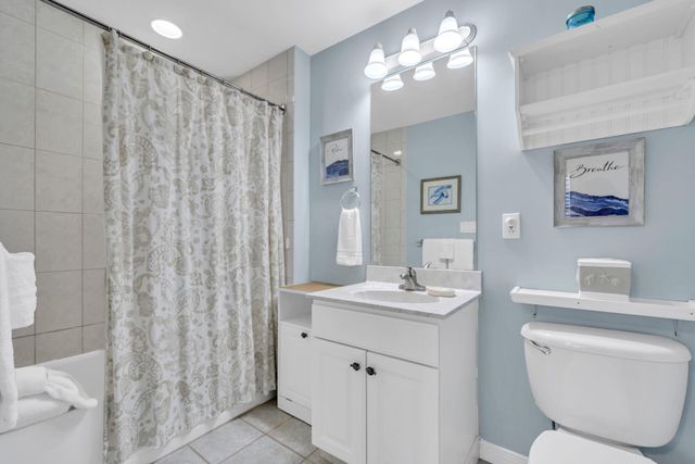 1515 SE Miracle Strip Parkway, 303, Fort Walton Beach, FL 32548