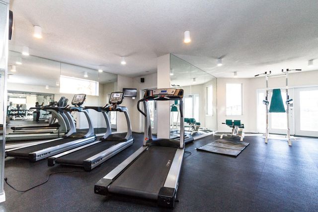 1515 SE Miracle Strip Parkway, 303, Fort Walton Beach, FL 32548