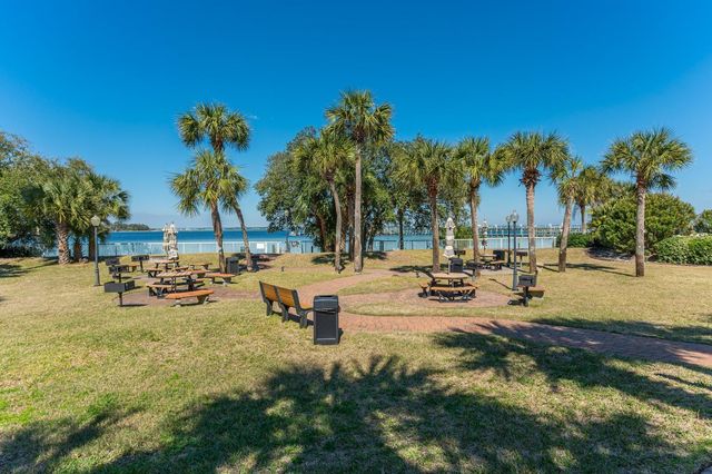 1515 SE Miracle Strip Parkway, 303, Fort Walton Beach, FL 32548