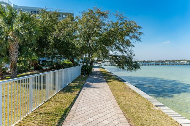 1515 SE Miracle Strip Parkway, 303, Fort Walton Beach, FL 32548