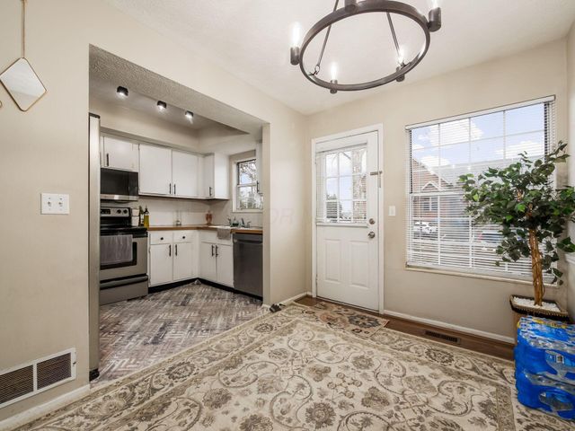 5118 Dalmeny Court, Columbus, OH 43220