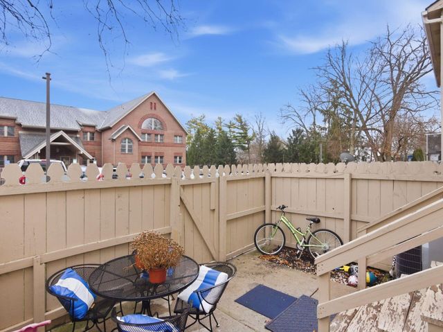 5118 Dalmeny Court, Columbus, OH 43220