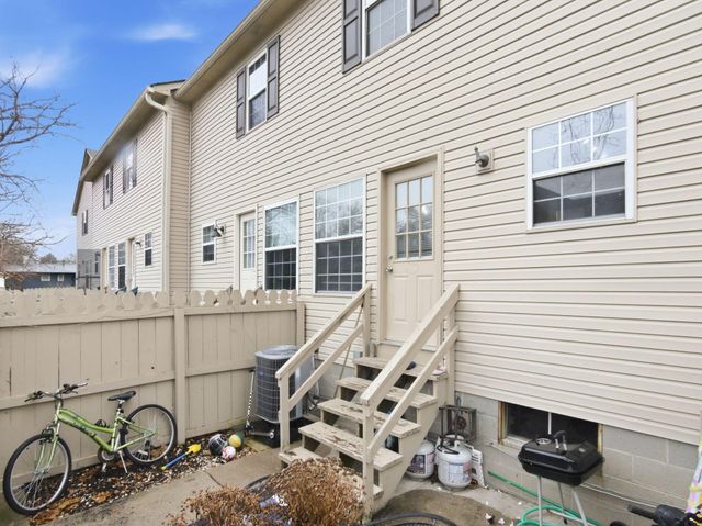 5118 Dalmeny Court, Columbus, OH 43220