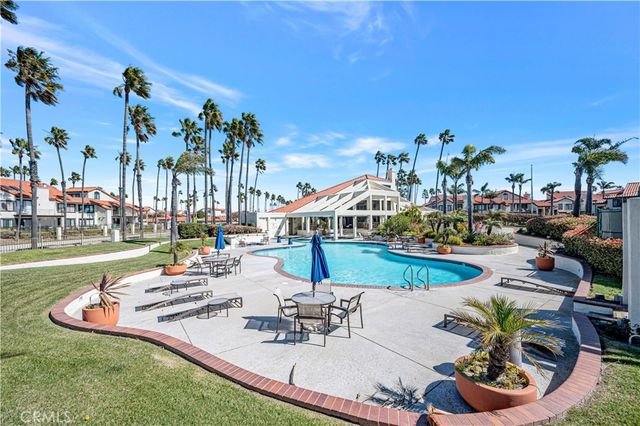 2234 Martinique, Oxnard, CA 93035