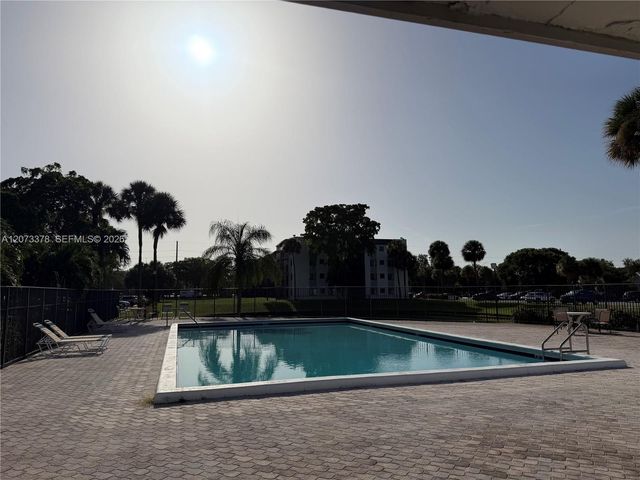 3730 N Pine Island Road 344, Sunrise, FL 33351