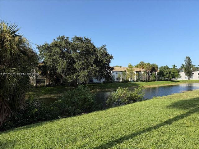 3730 N Pine Island Road 344, Sunrise, FL 33351