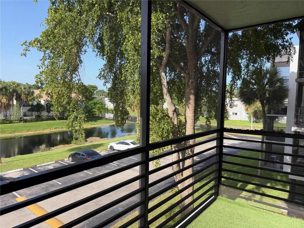 3730 N Pine Island Road 344, Sunrise, FL 33351