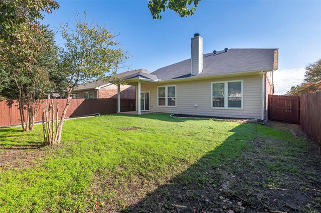 13421 Lost Spurs Road, Fort Worth, TX 76262