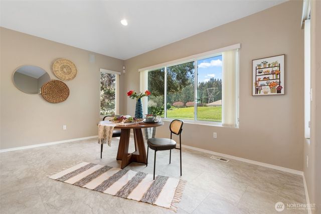 7007 Fairway Lane SE, Olympia, WA 98501