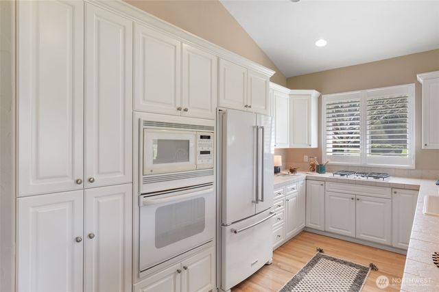 7007 Fairway Lane SE, Olympia, WA 98501