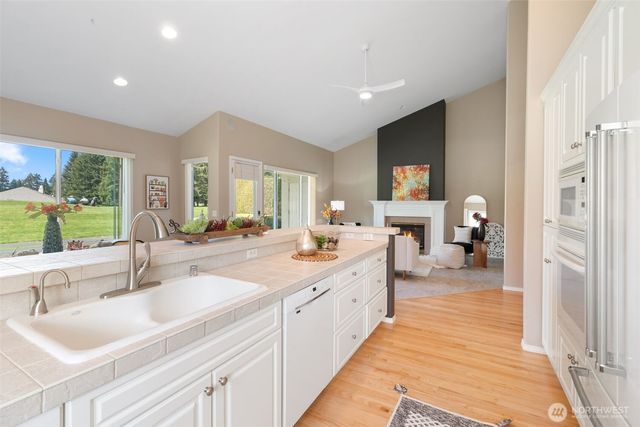 7007 Fairway Lane SE, Olympia, WA 98501