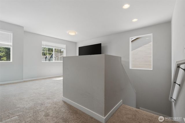 9237 Mint Loop NW, Bremerton, WA 98311