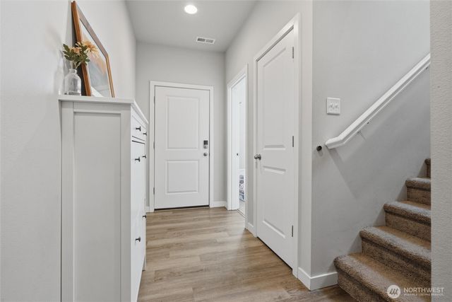 9237 Mint Loop NW, Bremerton, WA 98311