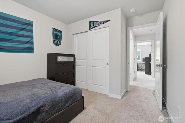 9237 Mint Loop NW, Bremerton, WA 98311