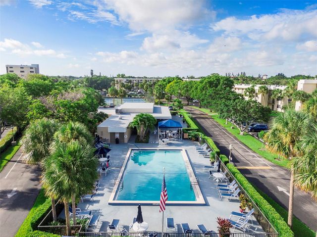 2430 Deer Creek Country Club Boulevard 503, Deerfield Beach, FL 33442
