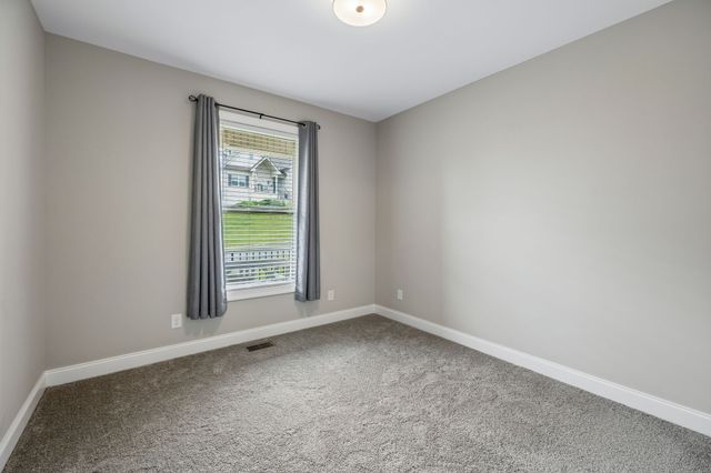 1030 C P Stewart Blvd, Lebanon, TN 37087
