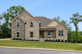 1030 C P Stewart Blvd, Lebanon, TN 37087