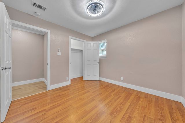6617 Andora Avenue, Fort Worth, TX 76133