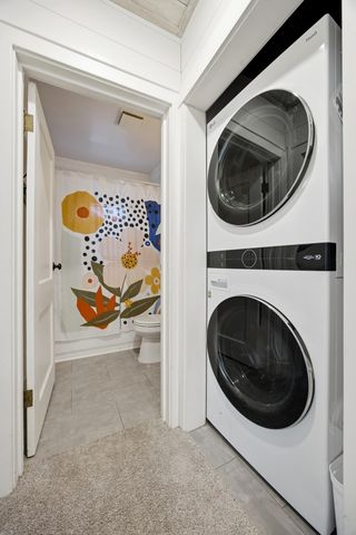 1020 6th Street S, Fargo, ND 58103