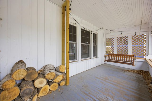 1020 6th Street S, Fargo, ND 58103