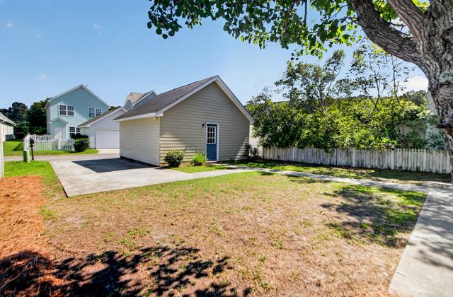 216 Trillium Avenue, Summerville, SC 29483