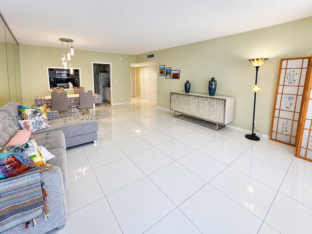 3750 Galt Ocean Dr 1403, Fort Lauderdale, FL 33308