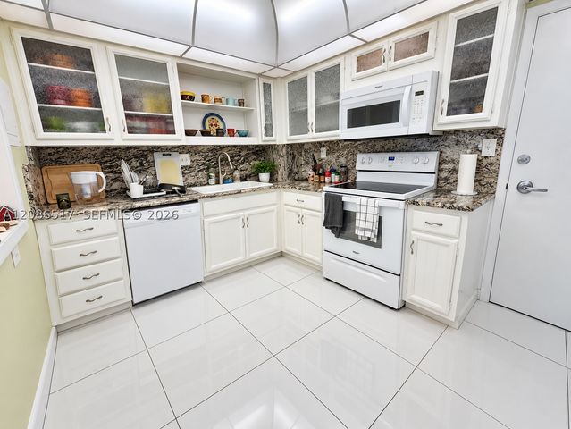 3750 Galt Ocean Dr 1403, Fort Lauderdale, FL 33308