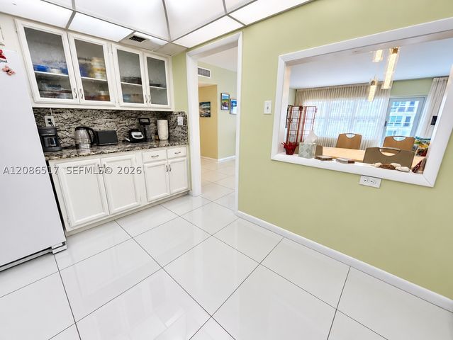 3750 Galt Ocean Dr 1403, Fort Lauderdale, FL 33308