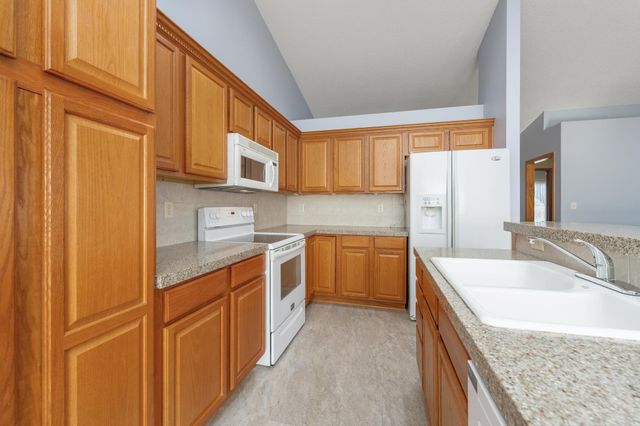 118 N Castle Rock St, Wichita, KS 67230