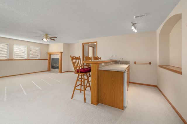 118 N Castle Rock St, Wichita, KS 67230