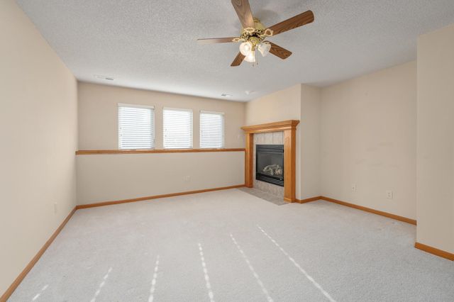 118 N Castle Rock St, Wichita, KS 67230