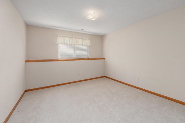 118 N Castle Rock St, Wichita, KS 67230