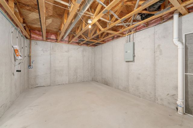 118 N Castle Rock St, Wichita, KS 67230