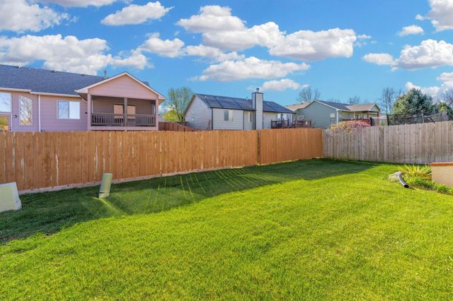 118 N Castle Rock St, Wichita, KS 67230