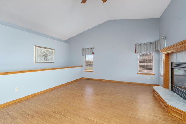 118 N Castle Rock St, Wichita, KS 67230