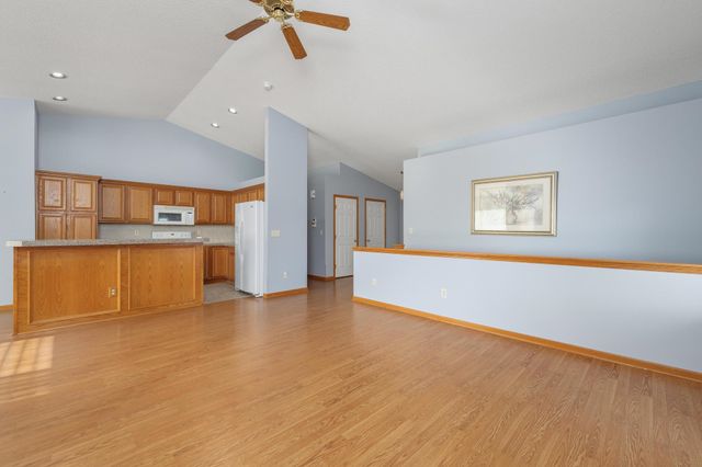 118 N Castle Rock St, Wichita, KS 67230